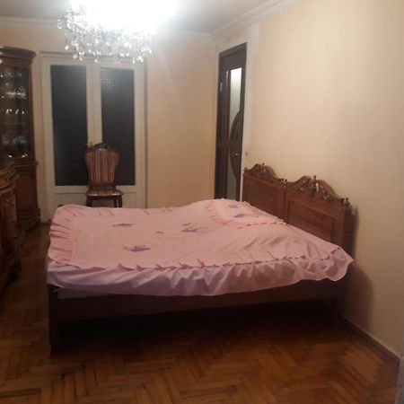 דירות באטומי Madona'S House מראה חיצוני תמונה