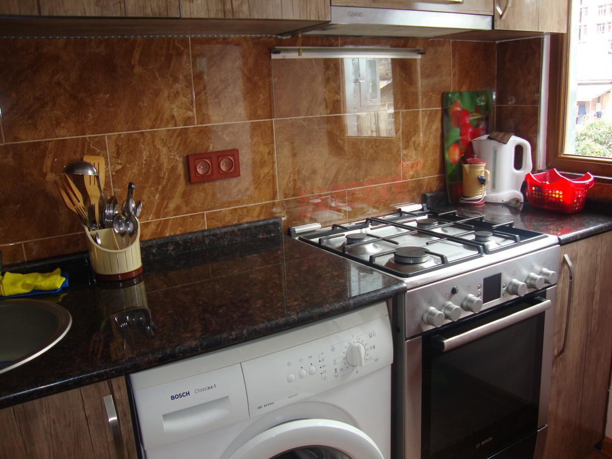 דירות באטומי Madona'S House מראה חיצוני תמונה